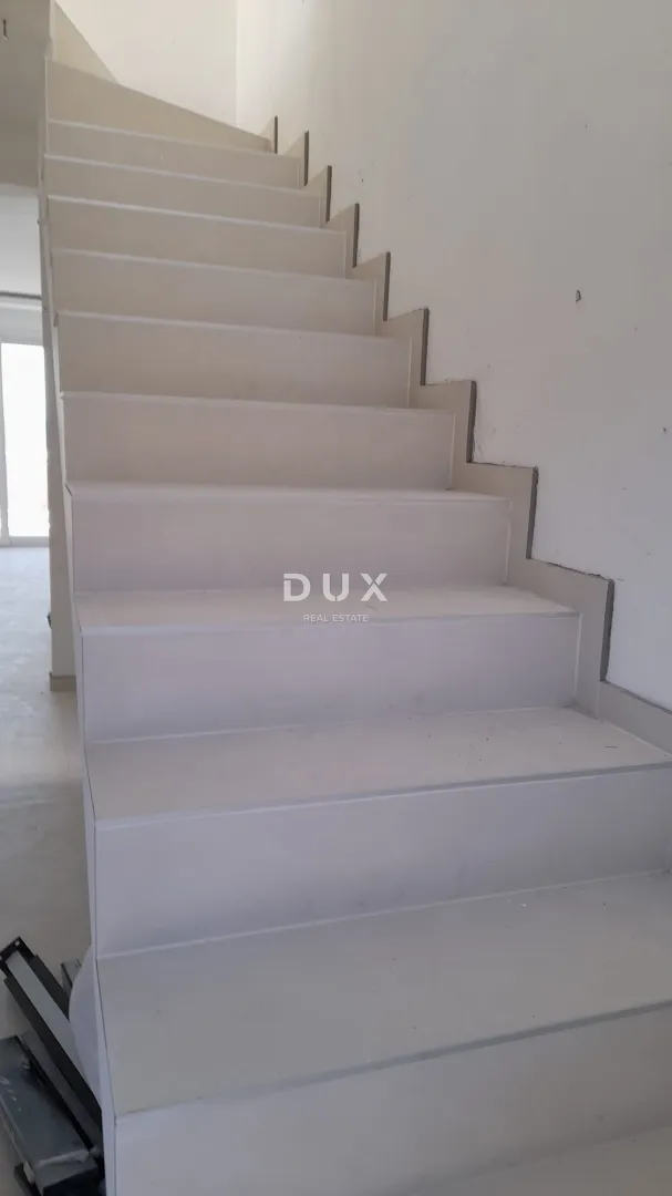 crikvenica, jadranovo - vila s bazenom i pogledom, 277m2 - slika 14