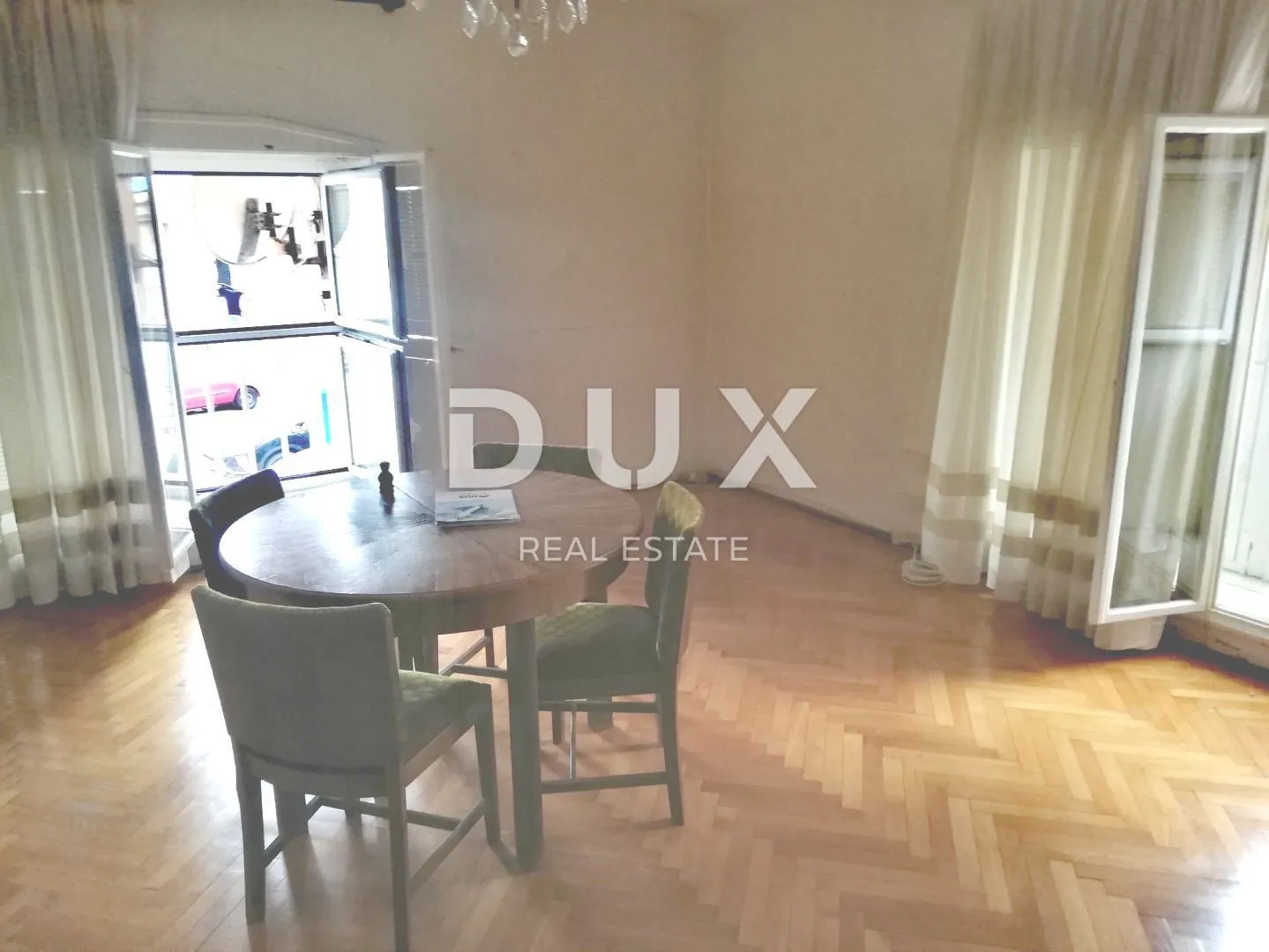 rijeka, centar - stan uz more u samom centru - slika 2