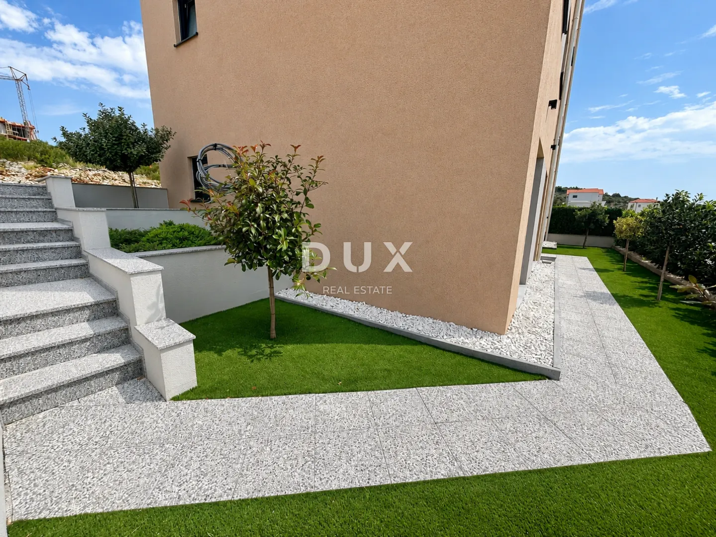 primošten, dolac – stan u prizemlju s vrtom od 64 m², 2 spavaće sobe - slika 27