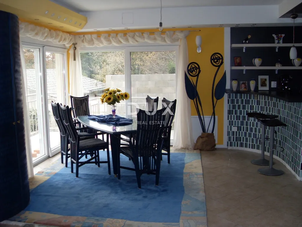 novi vinodolski – elegantna kuća 191 m2, 40 m udaljena od mora - slika 21