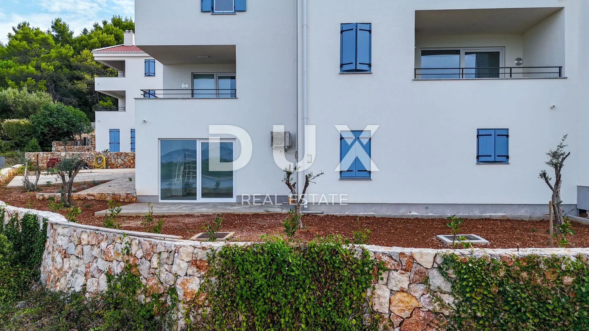 otok cres, cres - stan s vrtom, parkingom i pogledom na more - slika 2