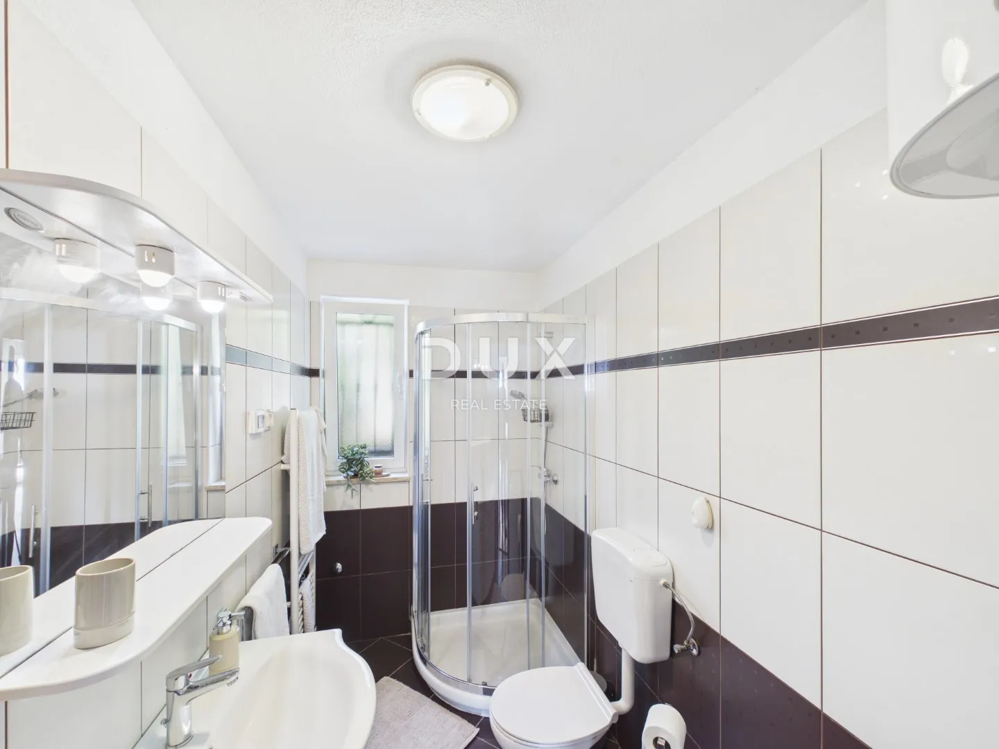 istra, rovinj, apartmanska kuća, 120m2, 50m od mora - slika 15