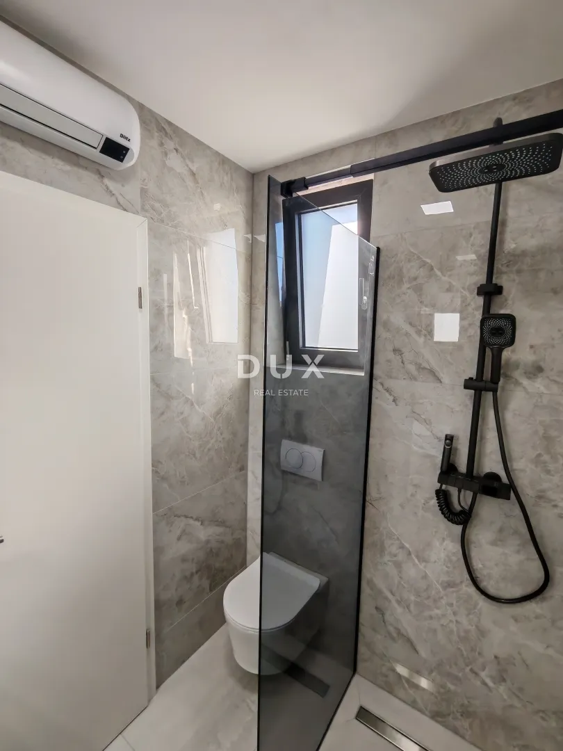 zadar, vrsi - vrhunska dvojna kuća s pogledom na more i okućnicom! b - slika 25