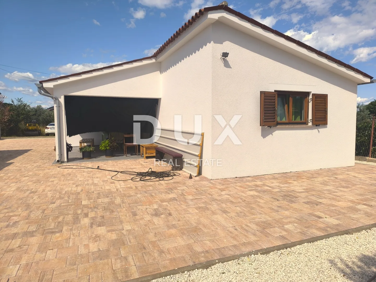 ISTRA, ŠIŠAN - Prizemnica na savršenoj lokaciji 100 m2 - BLIZINA MORA!! - Šišan, Ližnjan