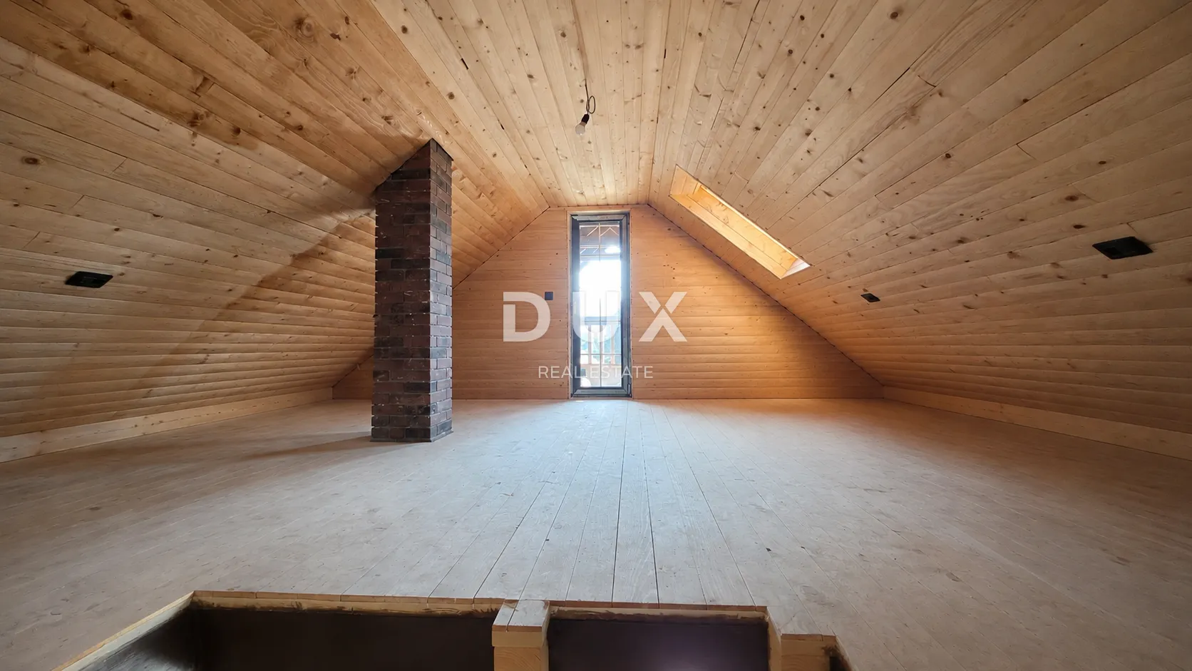 gorski kotar, lič, drvene kuće, tri sobe, 84m2+25m2 - slika 17