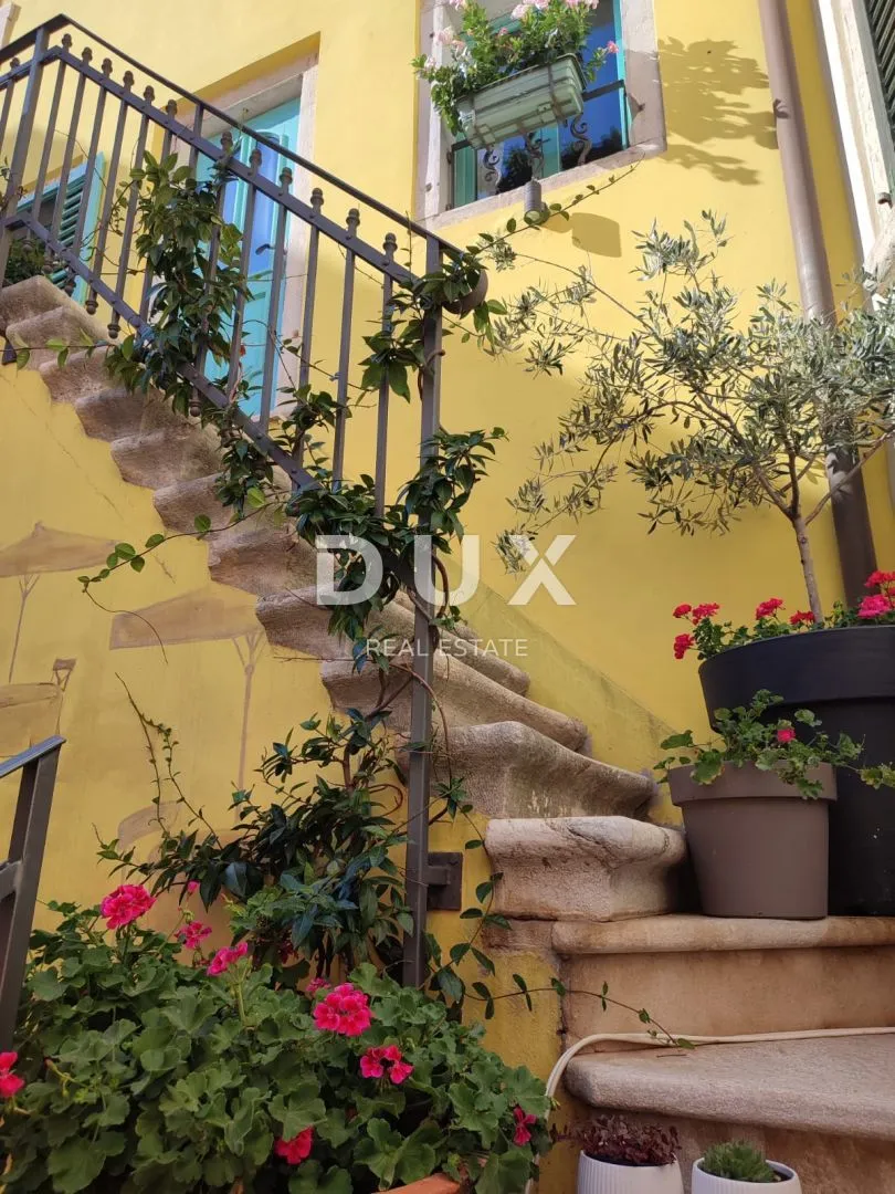 istra, rovinj - unikatna kuća drugi red do mora! - slika 4