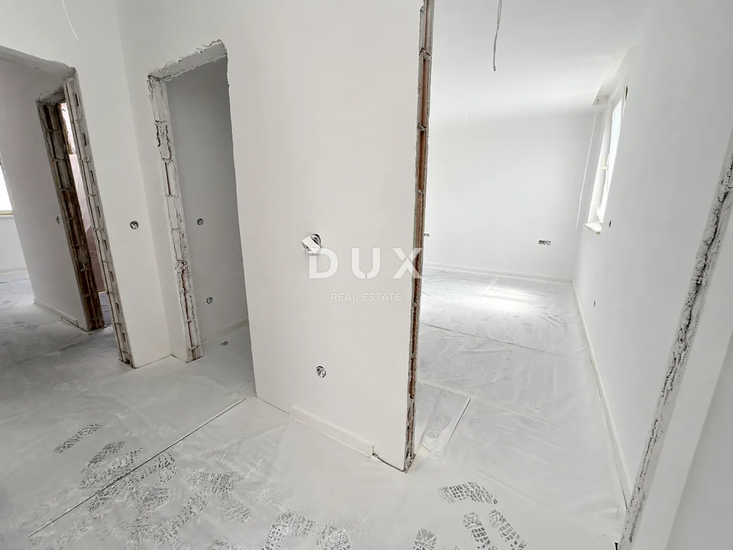 vodice, srima – penthouse s krovnom terasom, pogledom na more i liftom - slika 25