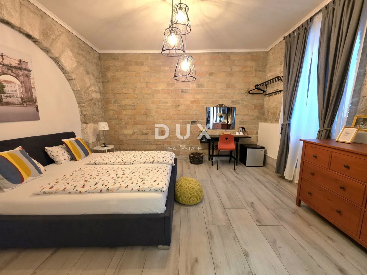 istra, pula, centar - 2ss+db uređen stan na atraktivnoj lokaciji u centru grada - slika 26