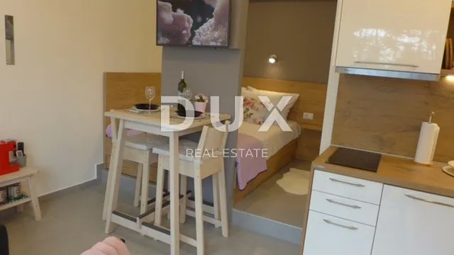 opatija,centar - samostojeća kuća, 350 m2, pogled, okućnica, bazen!!! - slika 30