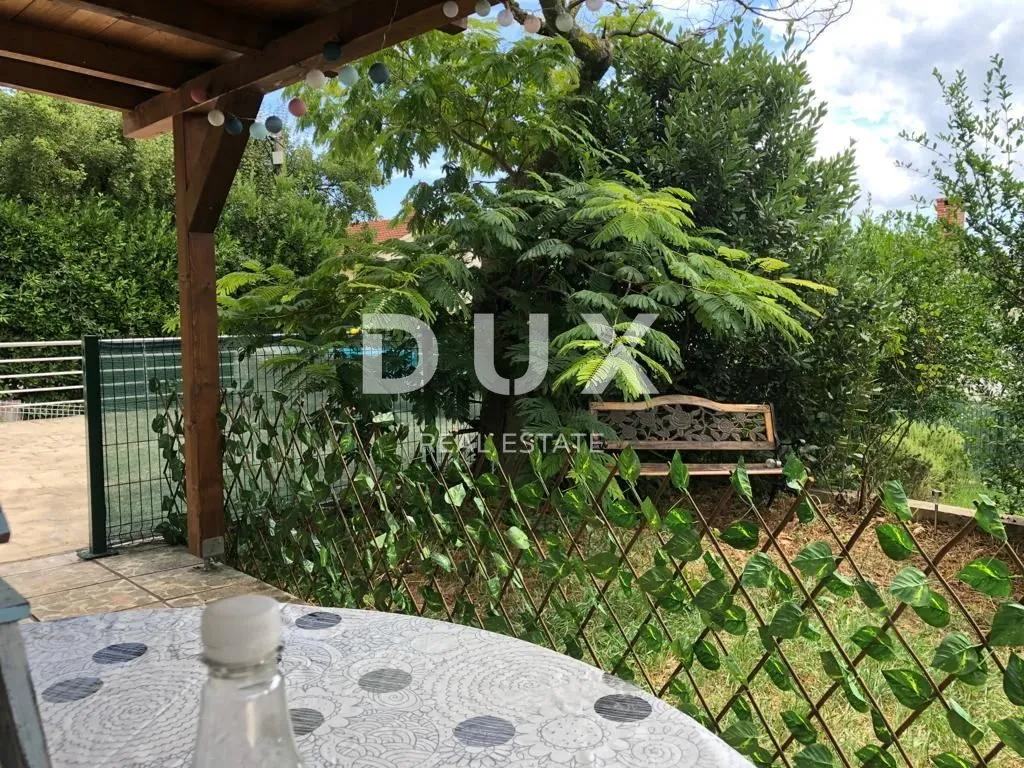 crikvenica, selce - prizemlje kuće s tri apartmana, 150 m od mora - slika 2