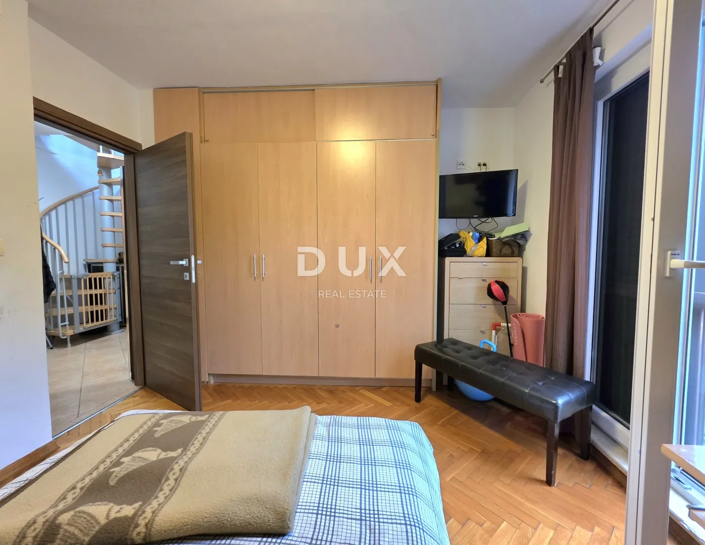 istra, fažana - 3ss+db dvoetažni obiteljski stan na 150m od plaža i centra - slika 27