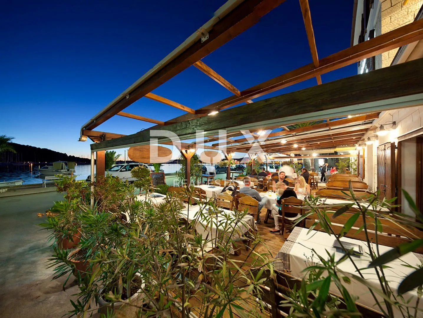 šibenik, rogoznica - predivna kamena kuća i restoran uz more - slika 17