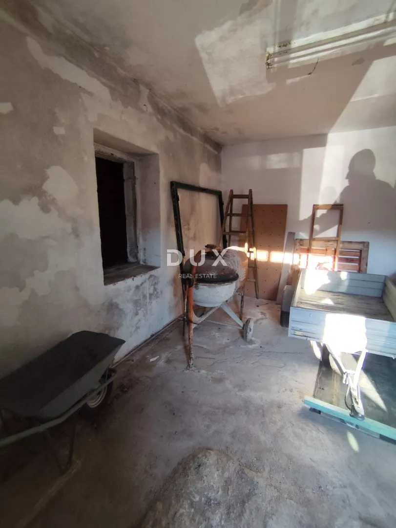 dalmacija, zaton - prostrana kuća 240 m² u centru, blizu mora - slika 12