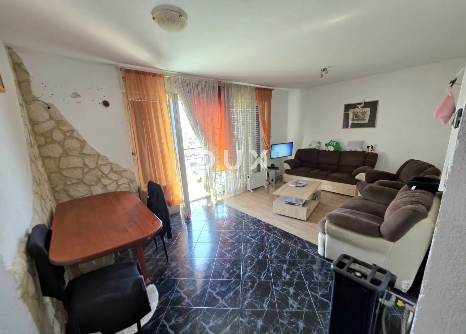 pula, kaštanjer, dvosobni stan, 63.62 m2, terasa - slika 1