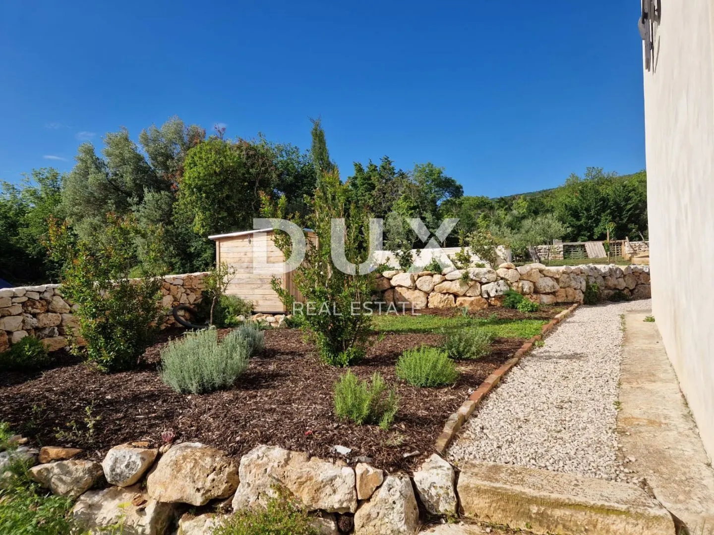 istra, rabac - čarobno imanje s dvije kuće u blizini mora - slika 16
