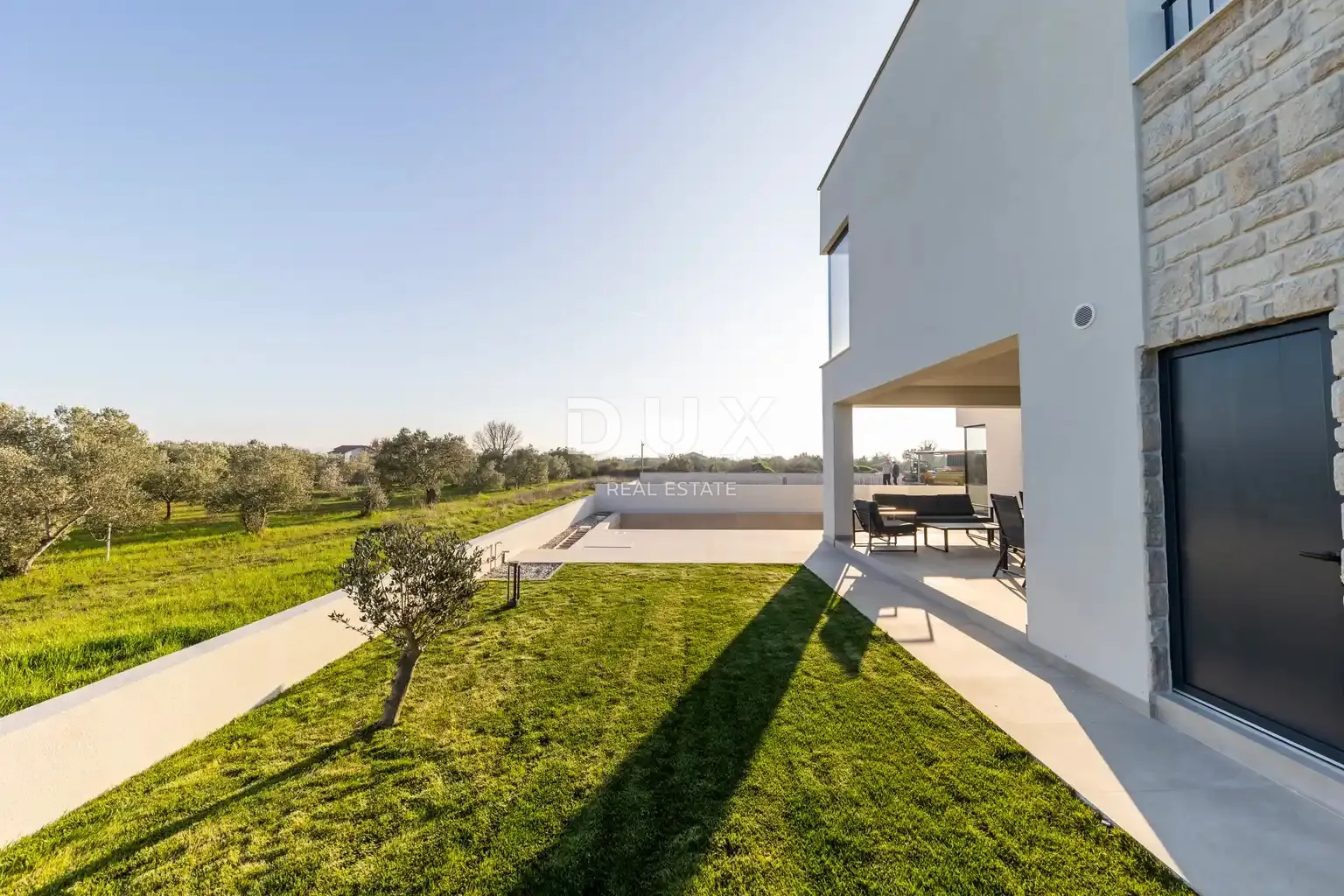 zadar, sukošan - vila s bazenom na mirnoj lokaciji - slika 9