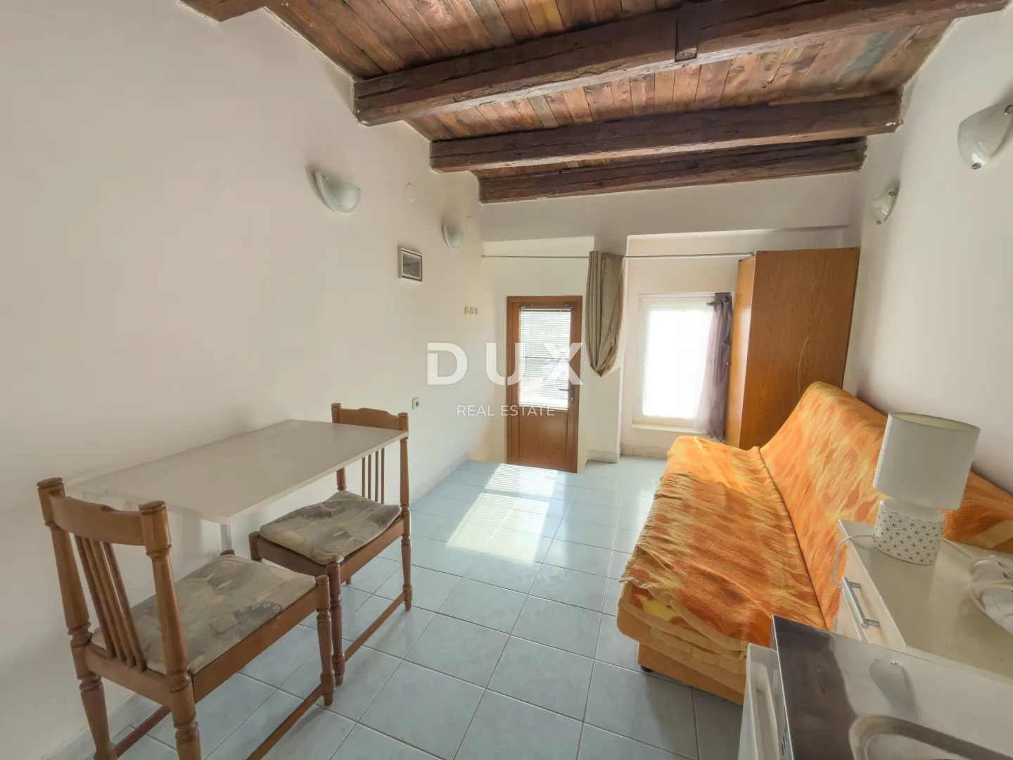 otok krk, draga bašćanska - kuća s puno potencijala - slika 22