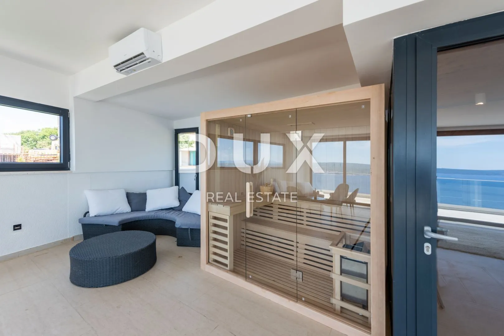 crikvenica - moderna vila s panoramskim pogledom na more! - slika 13