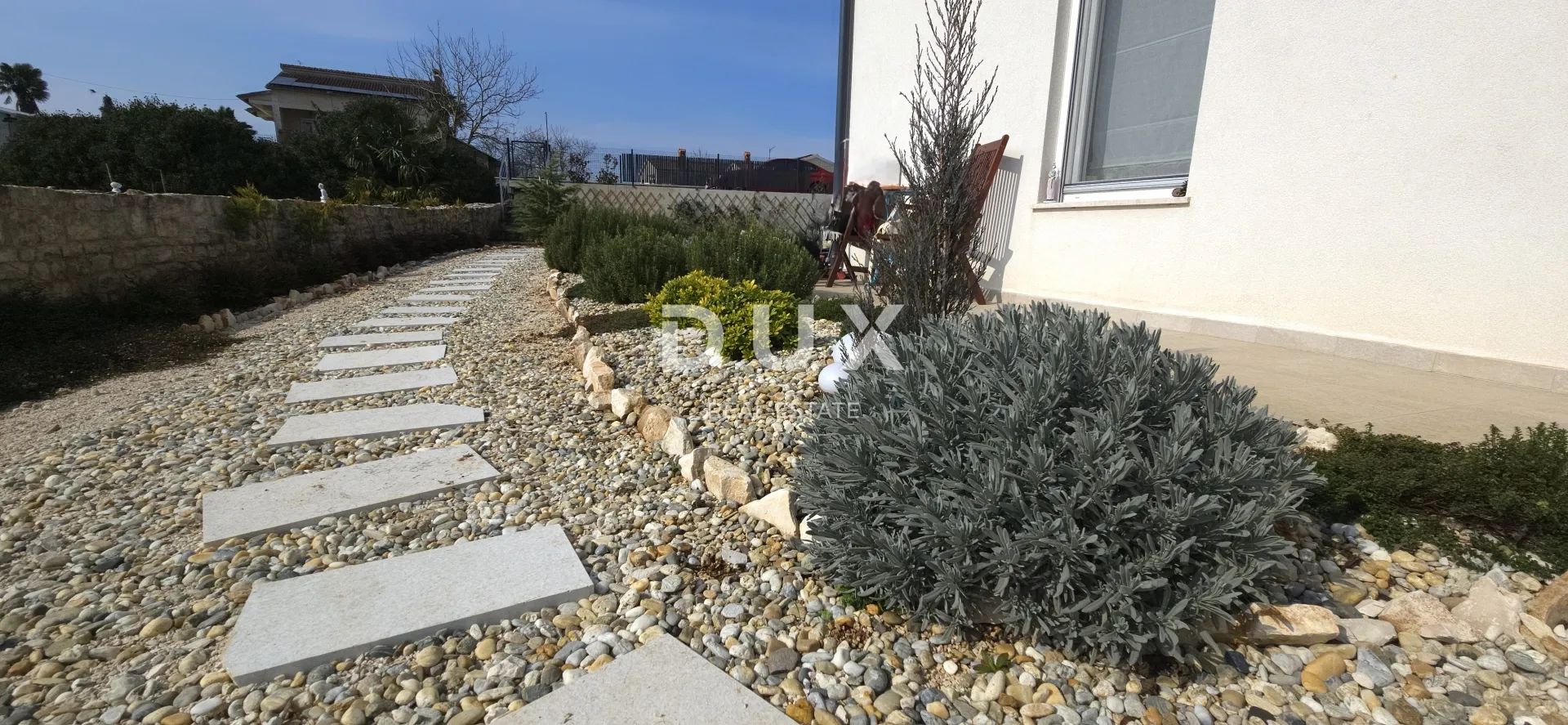 istra, tinjan - moderna prizemnica s bazenom, novogradnja - slika 34