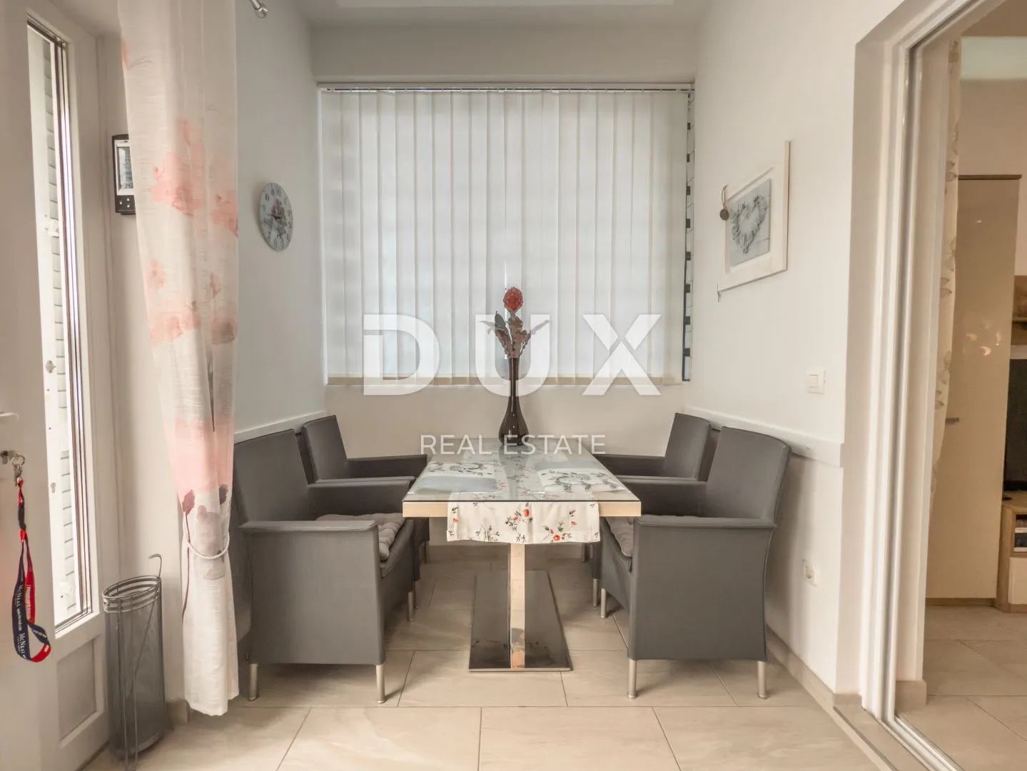otok krk, baška - moderni apartman prvi red do mora! - slika 15