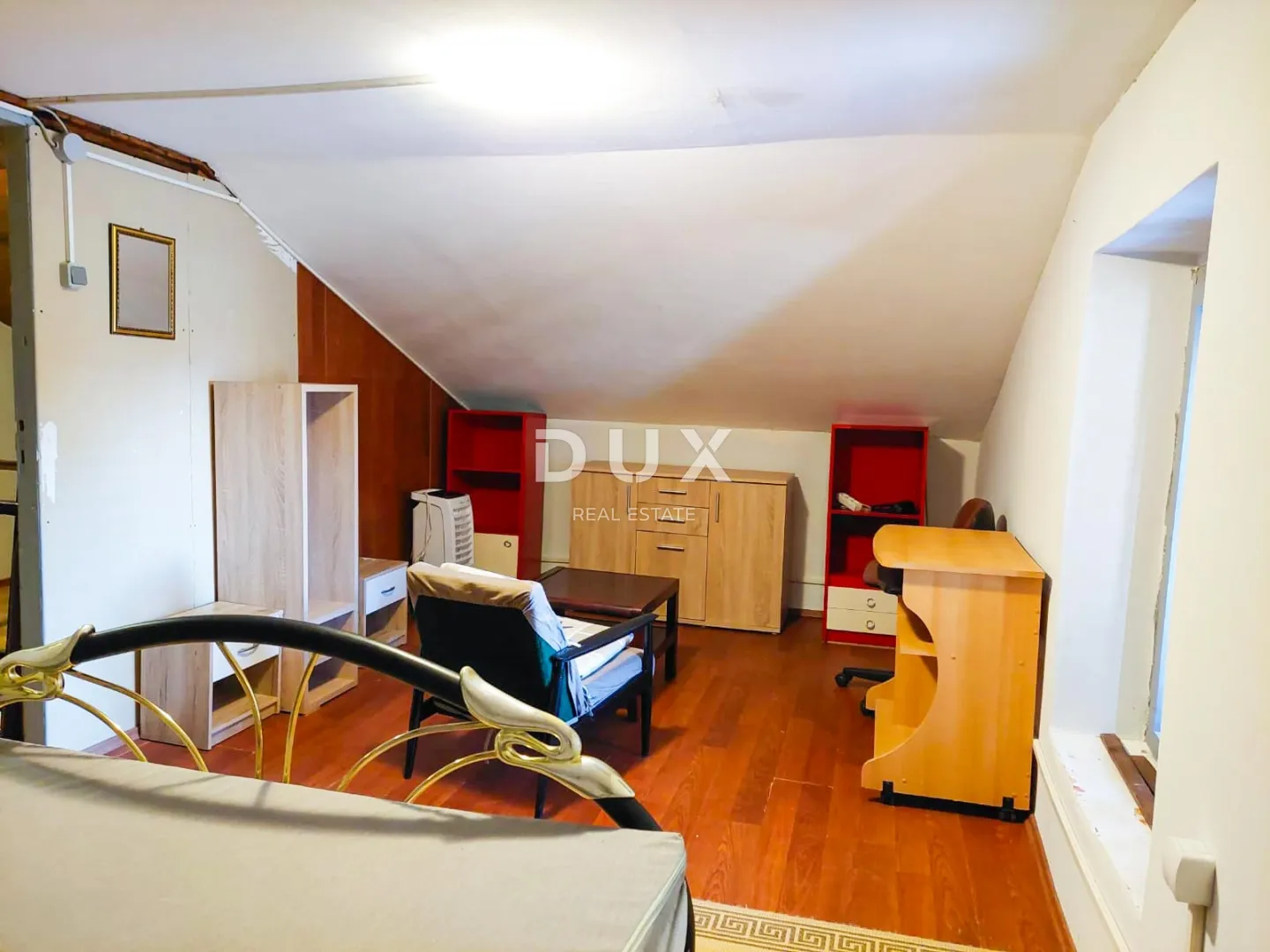 rijeka, centar - dvoetažni stan 104 m2, s dvorištem i parkingom - slika 22