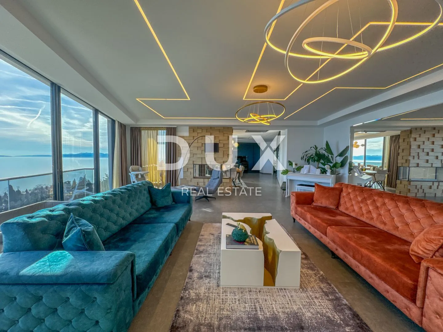 OPATIJA - jedinstven penthouse na dvije etaže u luksuznoj novogradnji
