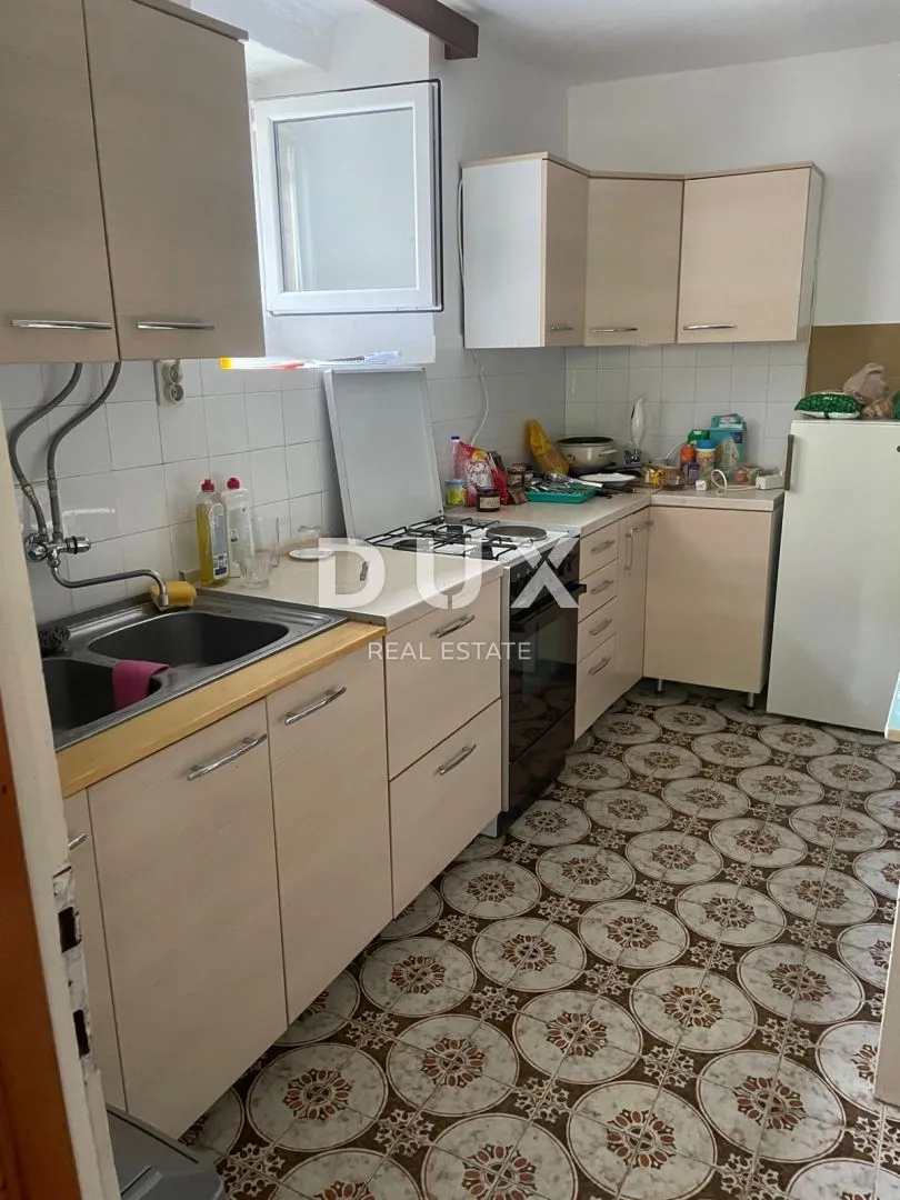 crikvenica, tribalj - predivna kuća u centru triblja - slika 7
