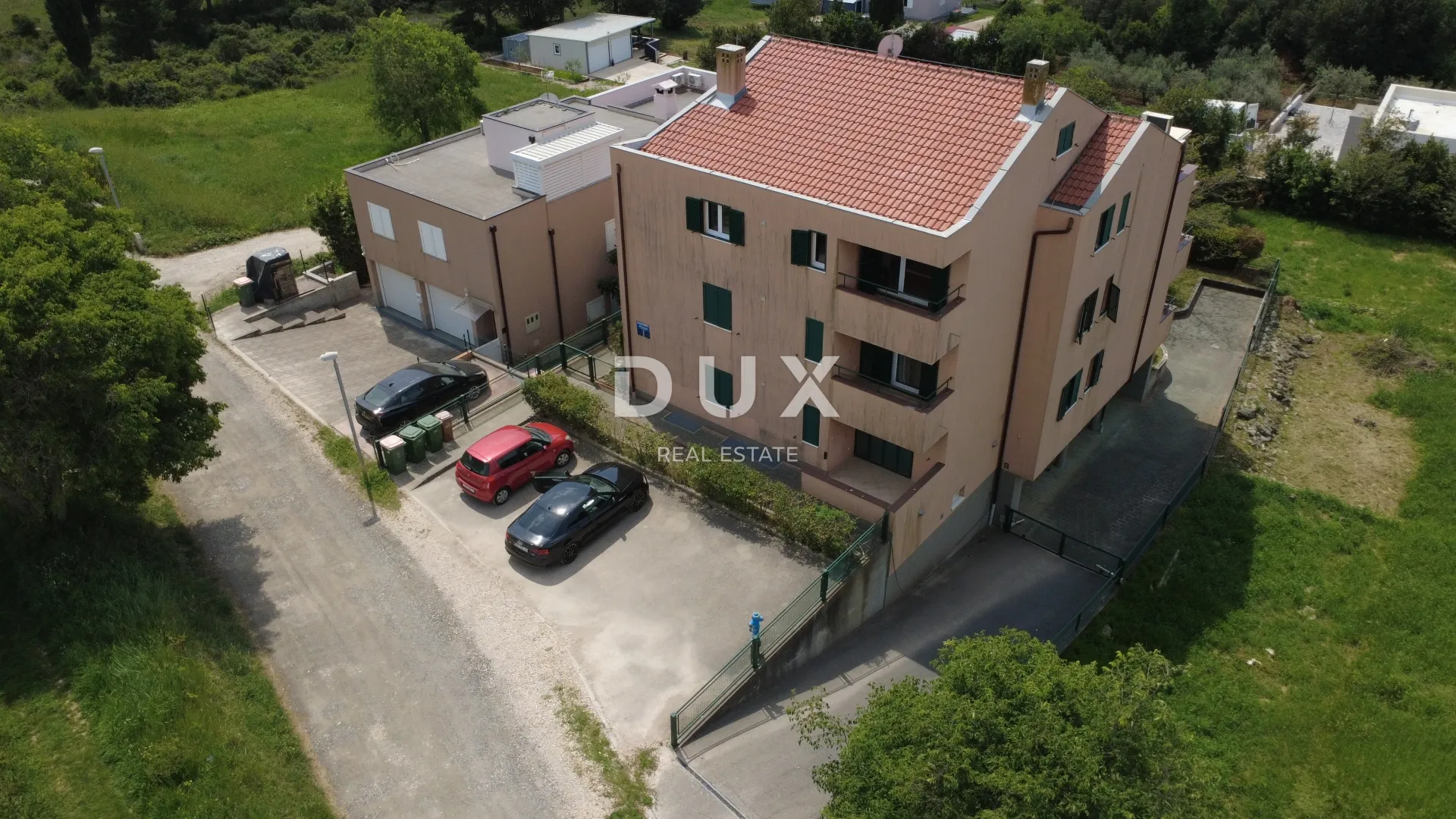 zadar, diklo – apartmanska kuća s 10 jedinica i pogledom na more! - slika 9