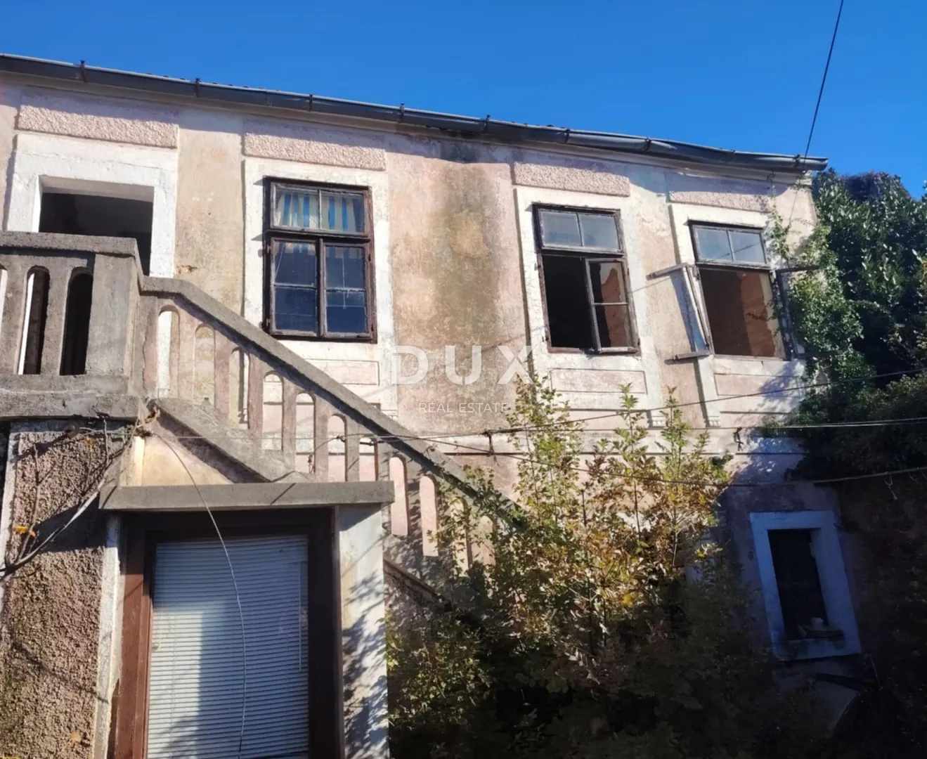 crikvenica, grižane - samostojeća kuća s pogledom na more + dvorište! prilika! - slika 3