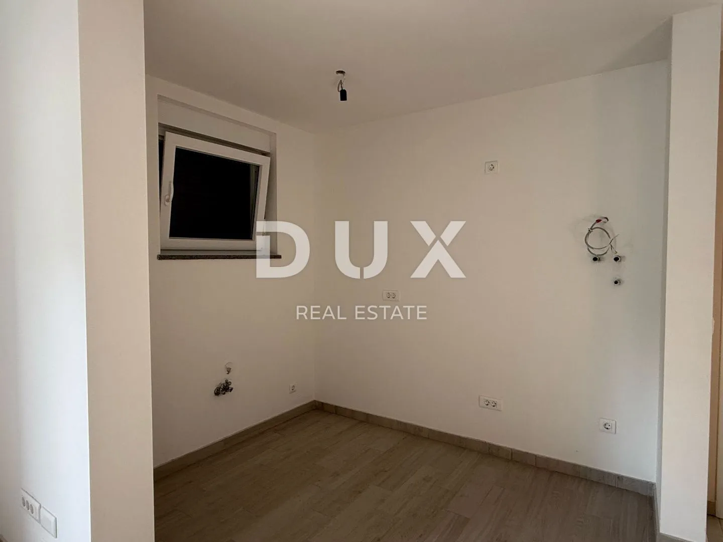 istra, medulin - dva stana u prizemlju s vrtom - slika 8