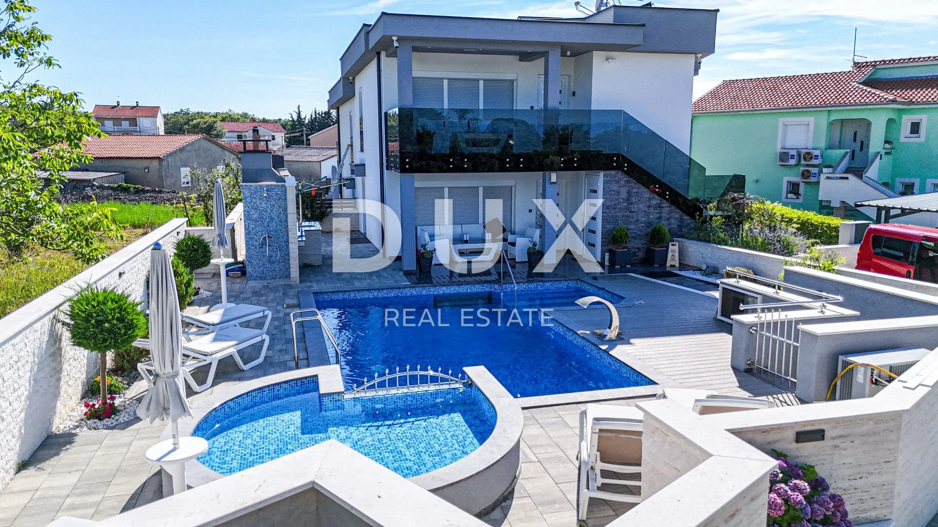 otok krk, krk (okolica) - luksuzna vila kvalitetno opremljena - slika 8