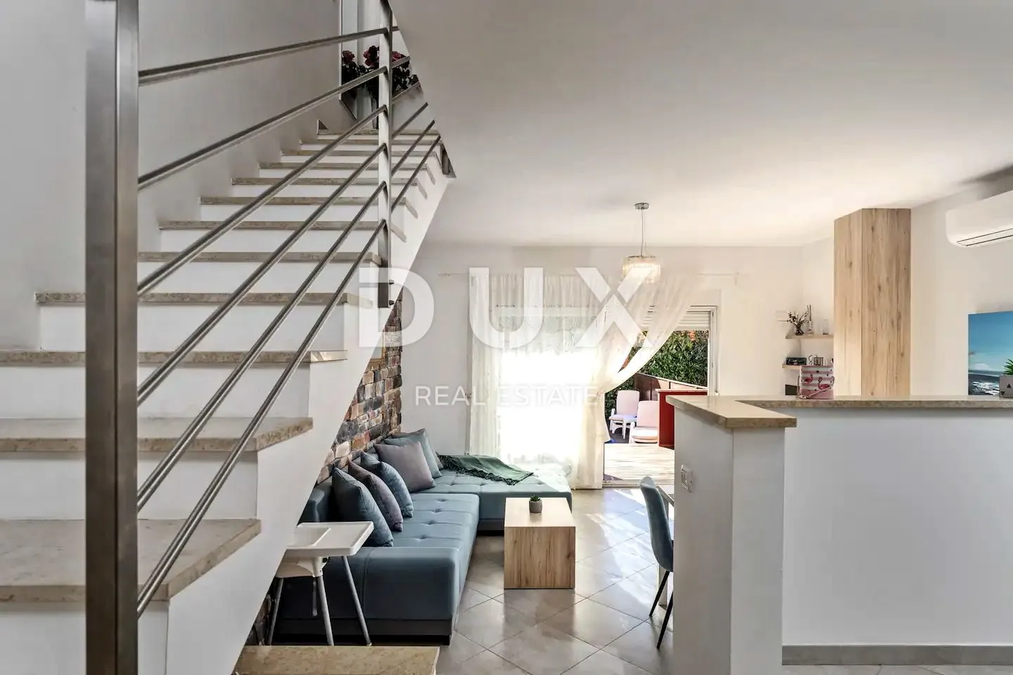 istra, umag - dvoetažni stan s vrtom i bazenom - slika 21