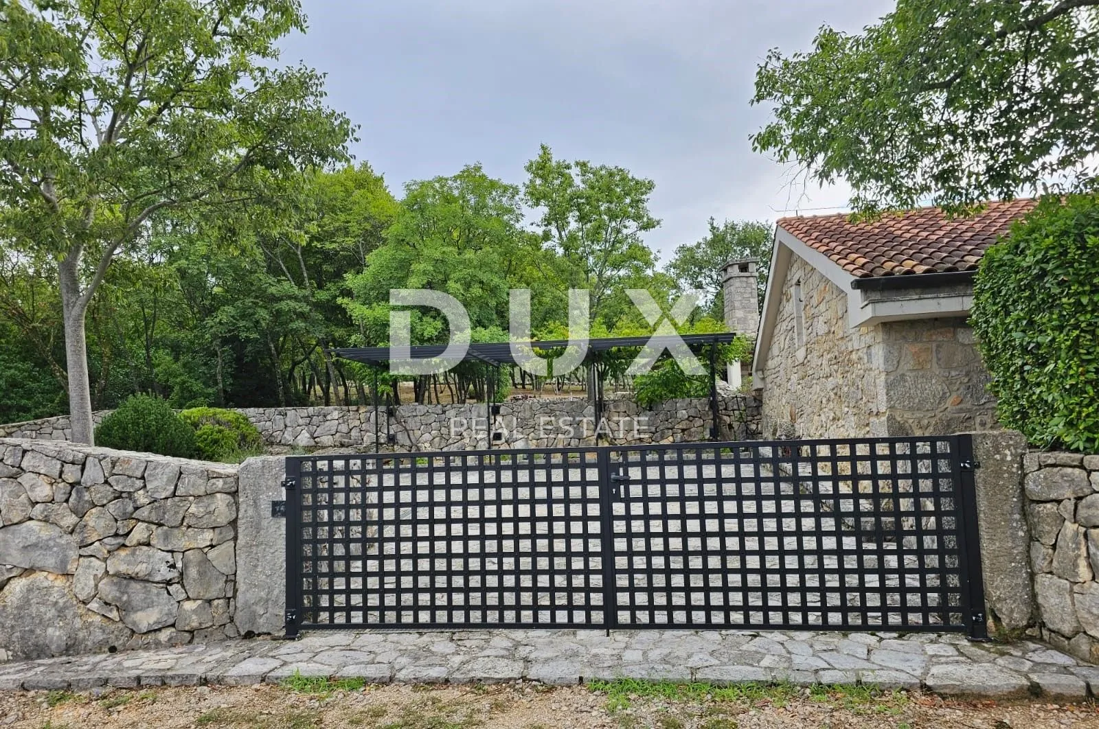 otok krk, poljica (okolica) - luksuzna kamena vila - slika 8