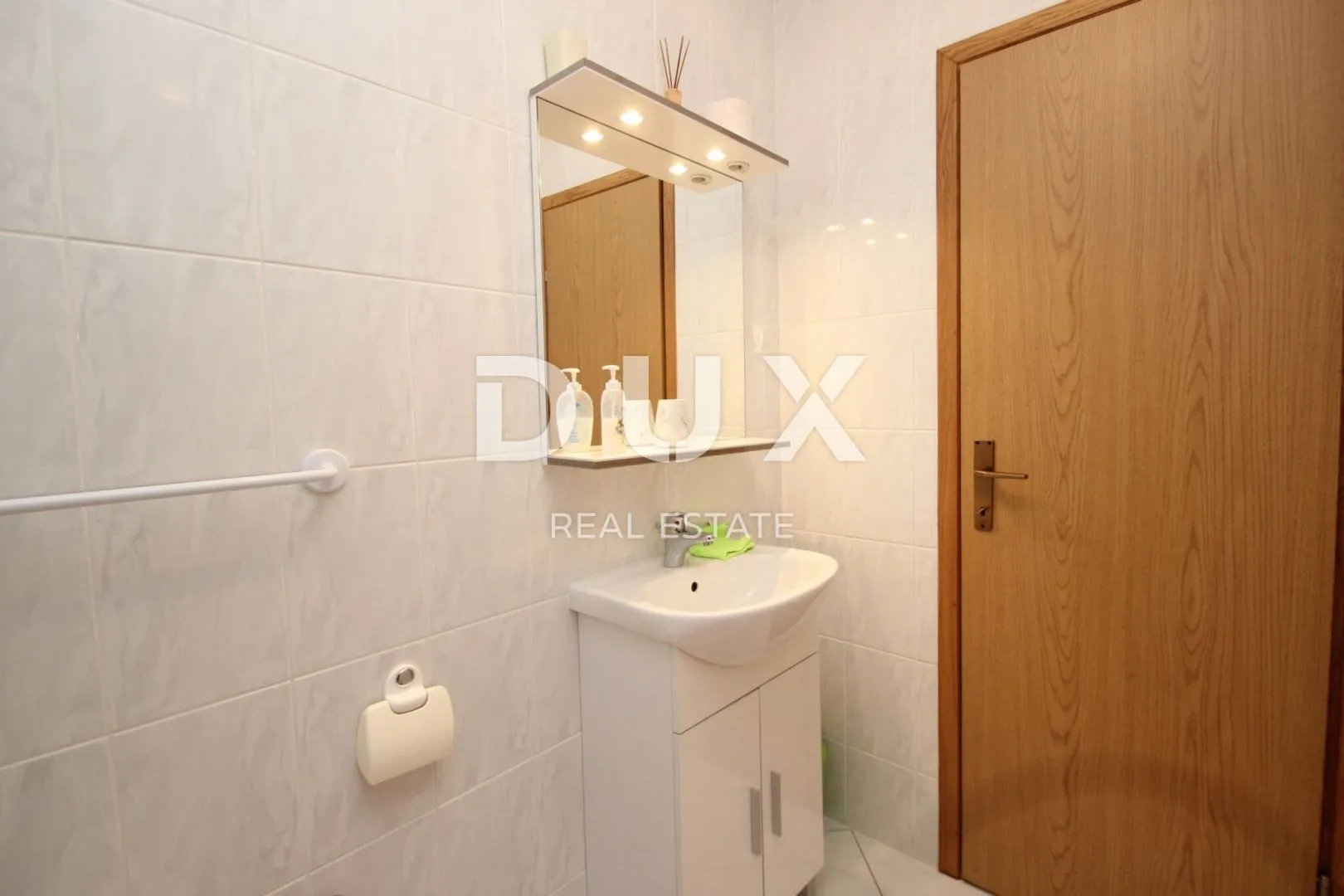 istra, poreč - apartmanska kuća nedaleko od centra i predivnih plaža - slika 87