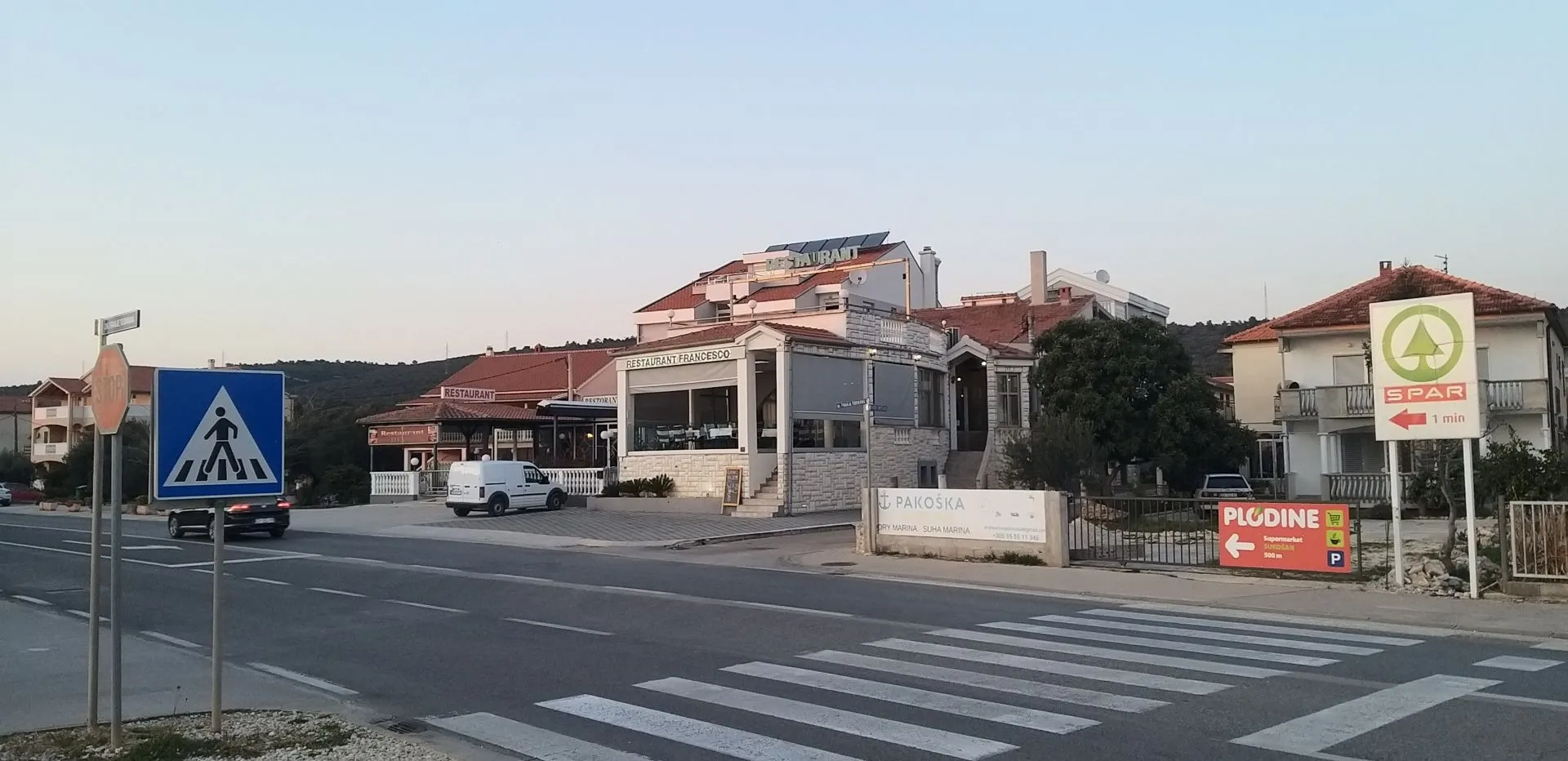 zadar, sukošan - restoran sa sobama - slika 12