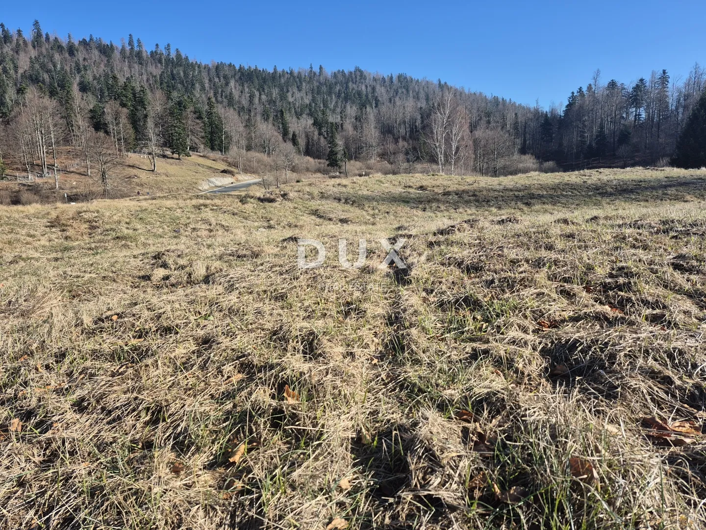 GORSKI KOTAR, FUŽINE - građevinsko zemljište 1297 m2 - investicijska prilika!