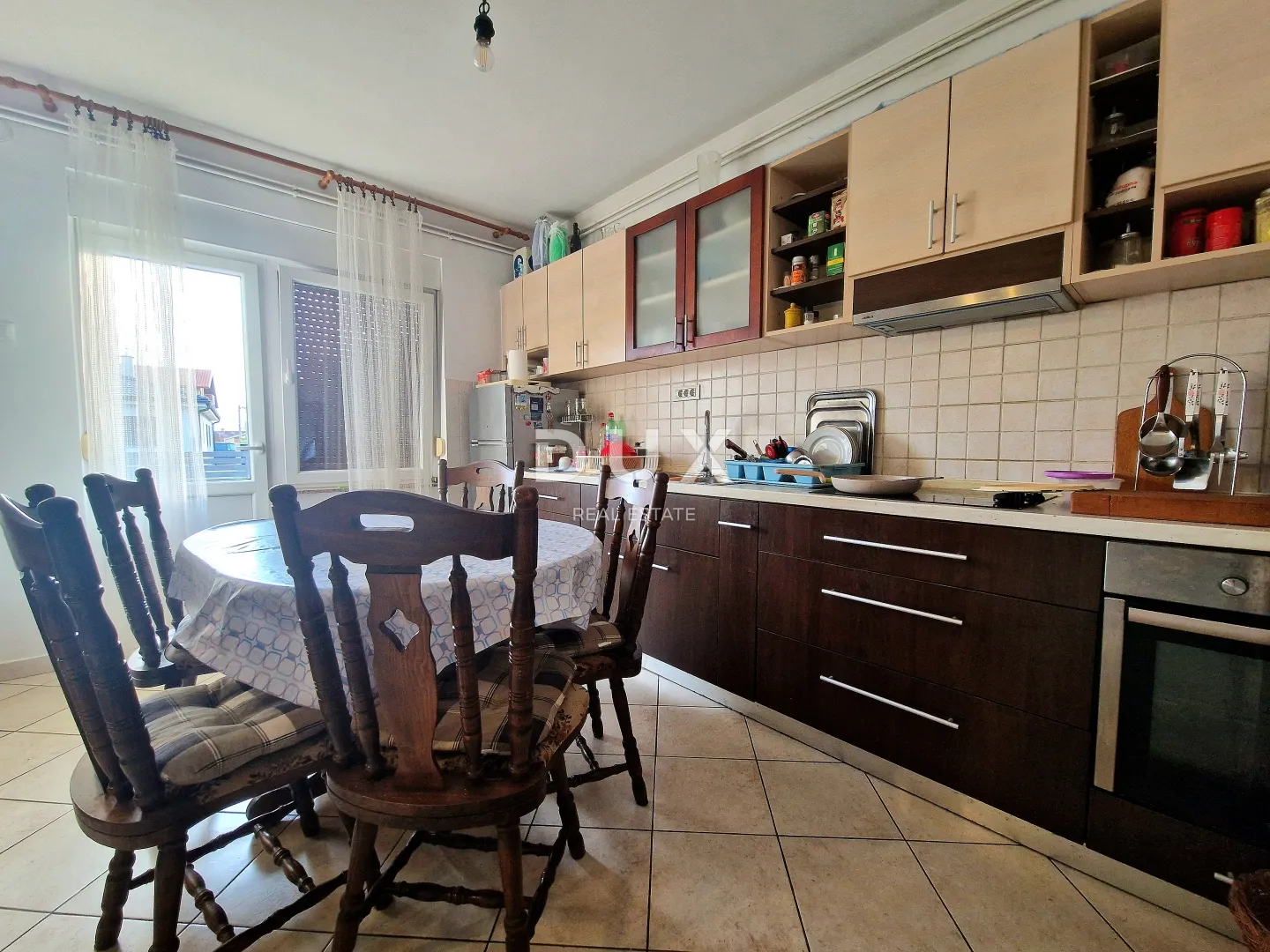viškovo, marinići - 3s+db s okućnicom od 290m2 - slika 4