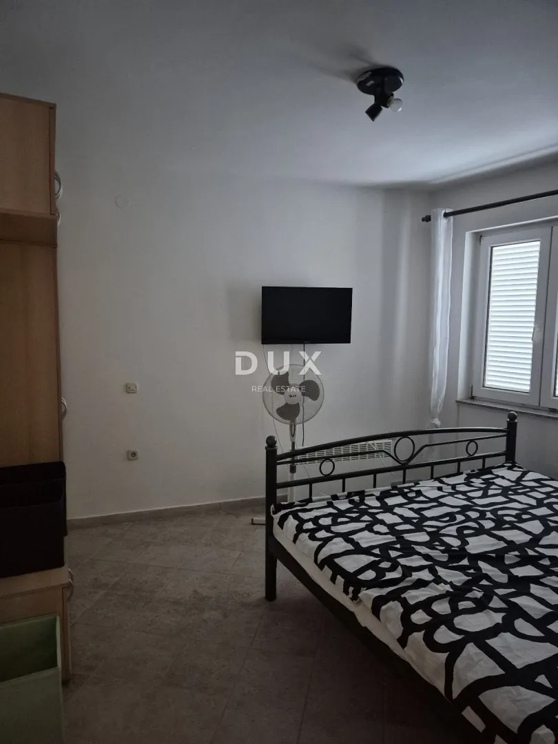 novi vinodolski - kuća u centru grada s pogledom na more - slika 14