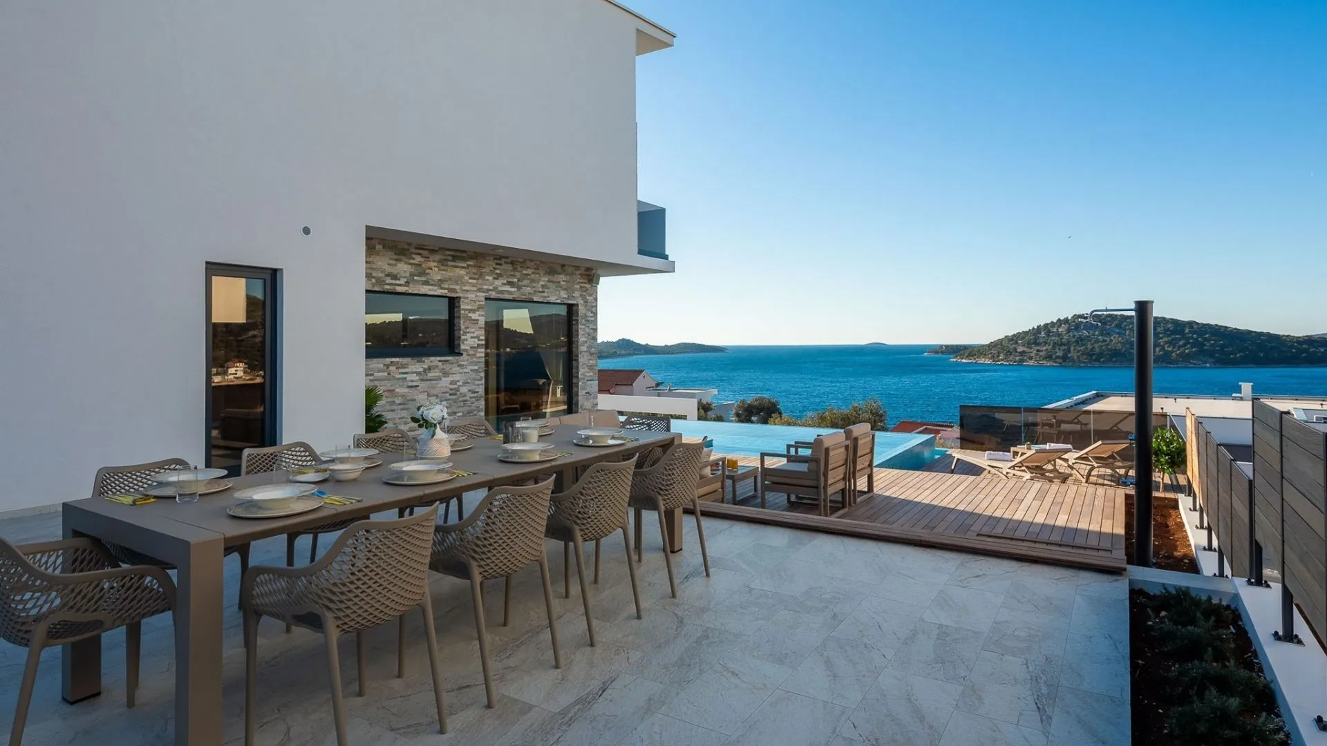 šibenik, rogoznica - prekrasna vila s bazenom u blizini mora - slika 8