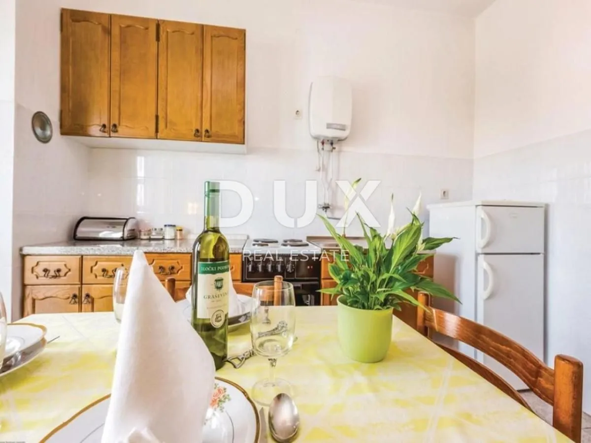 crikvenica, jadranovo - predivna samostojeća kuća s sedam stanova - slika 5