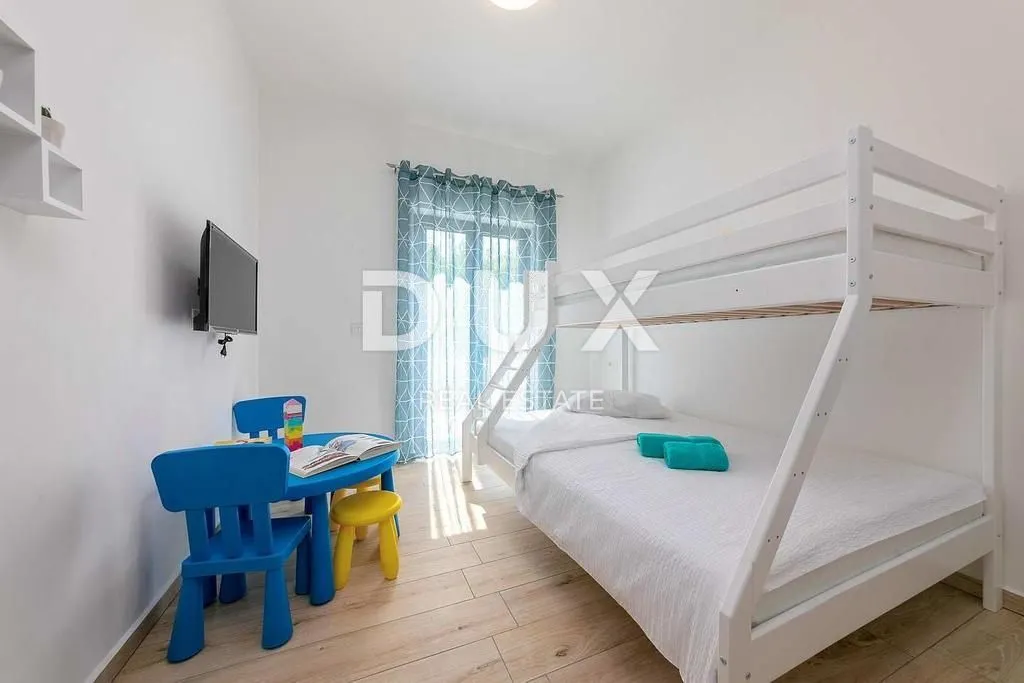 istra, labin - prekrasna vila s bazenom 205 m2 - slika 24