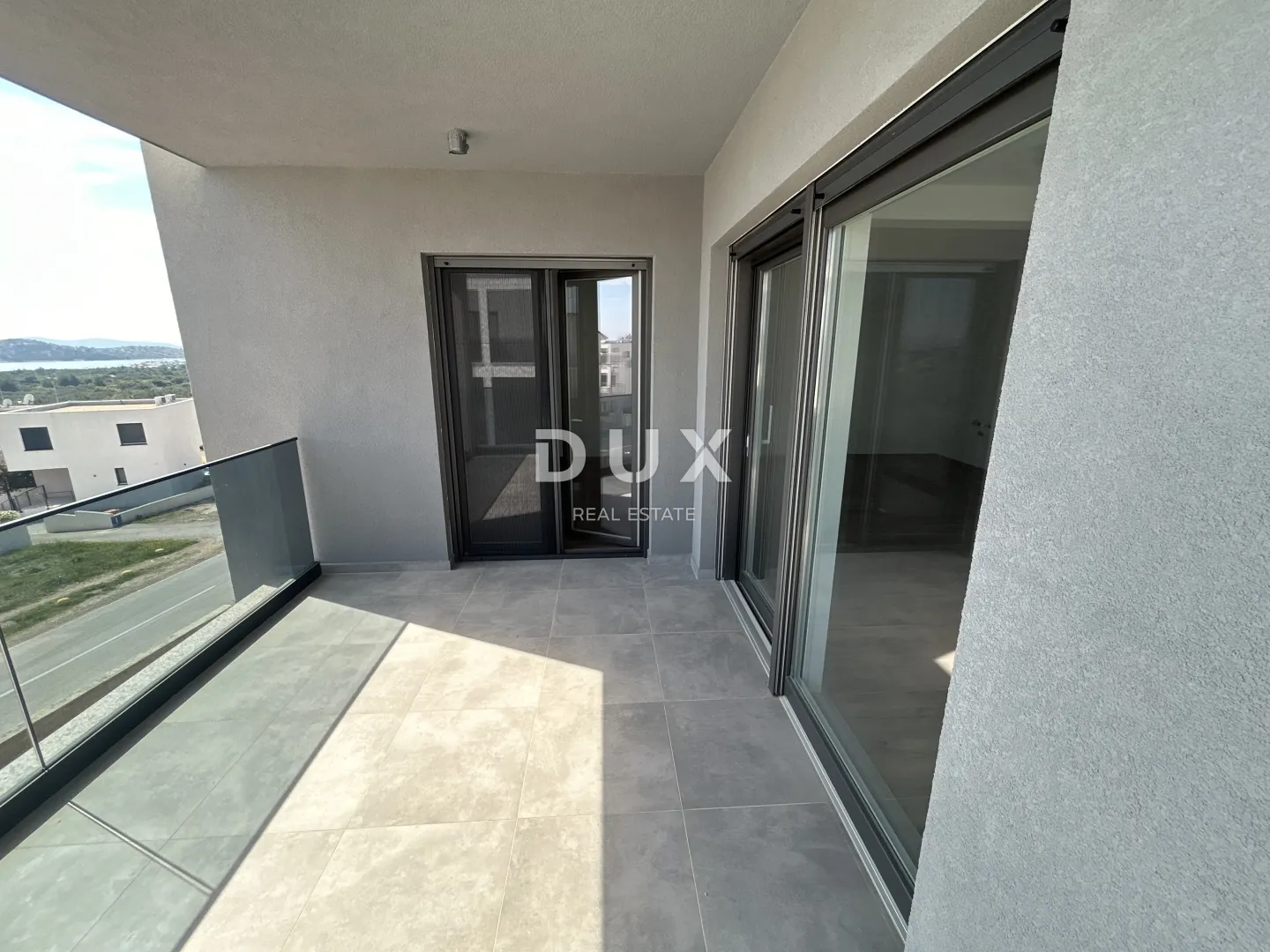 šibenik, vodice – duplex s bazenom i trajnim, otvorenim pogledom - slika 39