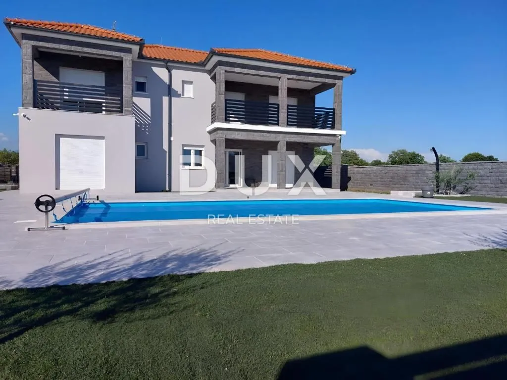 zadar, murvica - vila s bazenom i velikom okućnicom! - slika 4