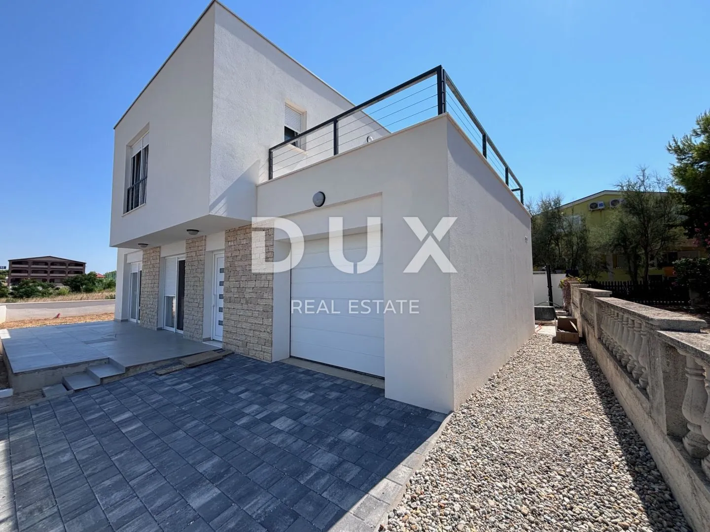 otok vir - moderna vila 100m od mora - slika 5