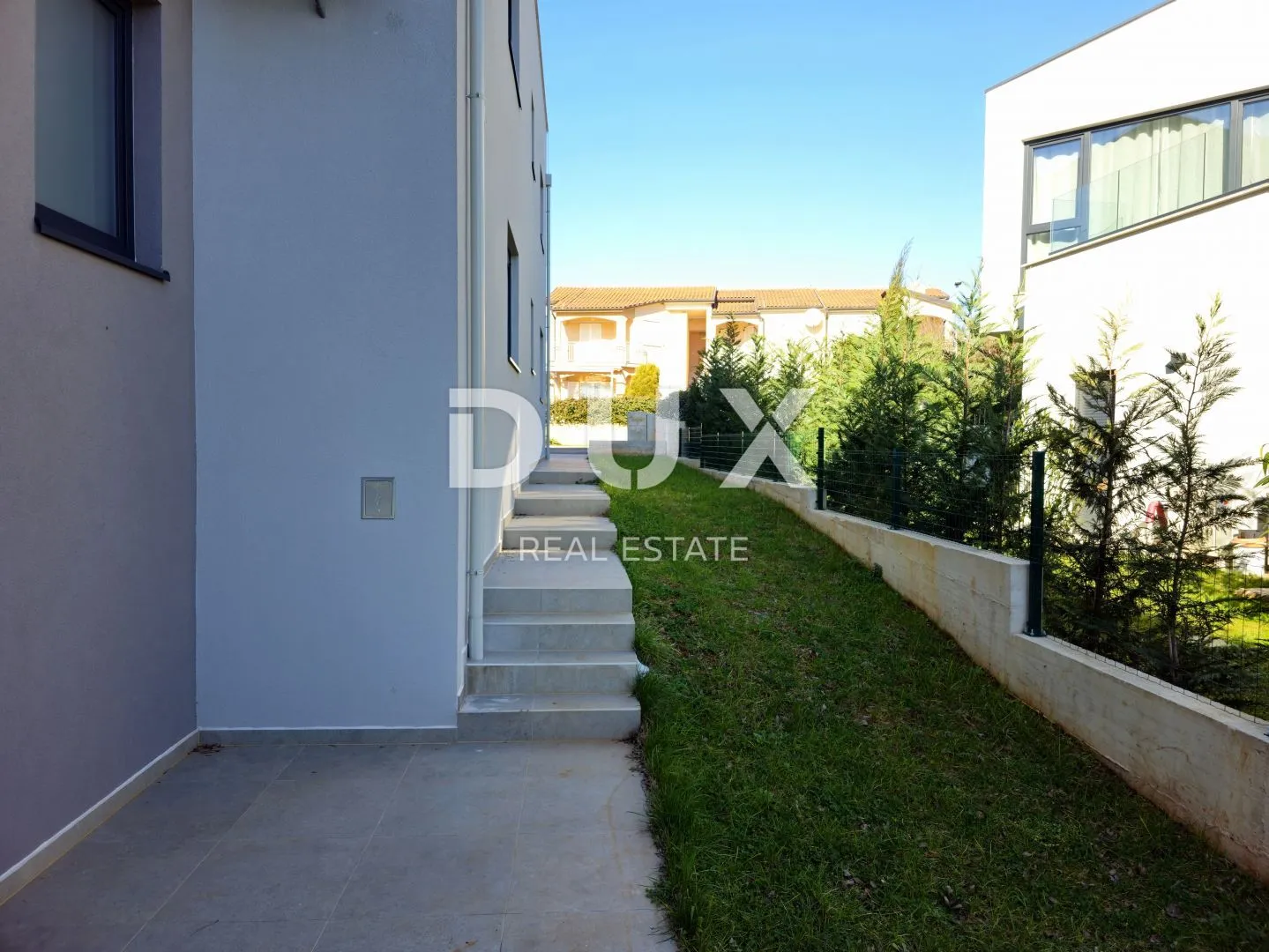 istra, poreč, okolica - 3ss+db stan na prvom katu sa krovnom terasom - slika 45