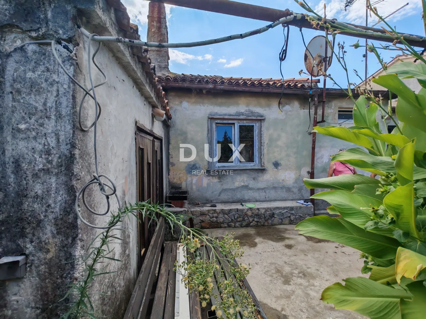 istra, pula - kuća s potencijalom za investiciju - slika 14