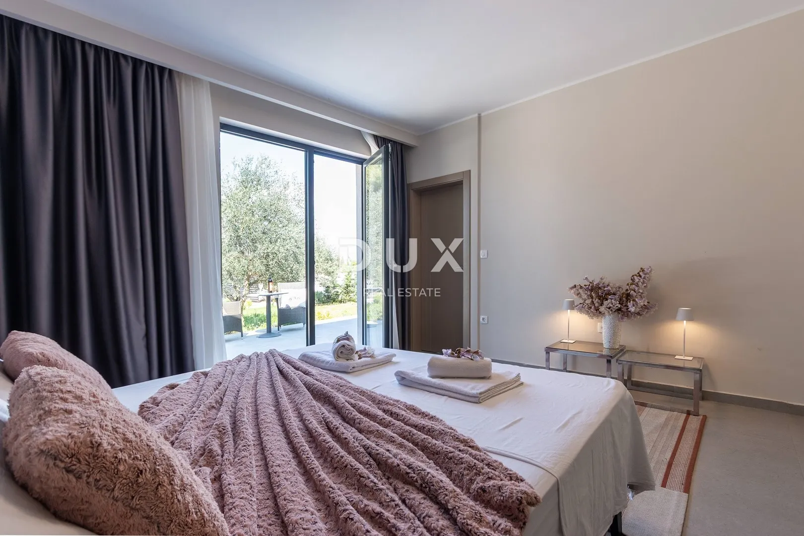 istra, rovinj, kuća s 4ss+db, 160 m², okućnica, 400m od mora - slika 20