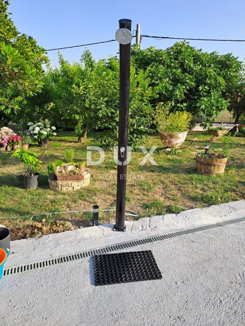 zadar, radovin - kuća s 2 stana - slika 17