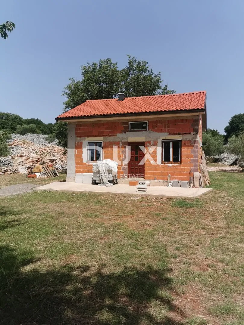 otok krk, grad krk - maslinik sa gospodarskim objektom - slika 9