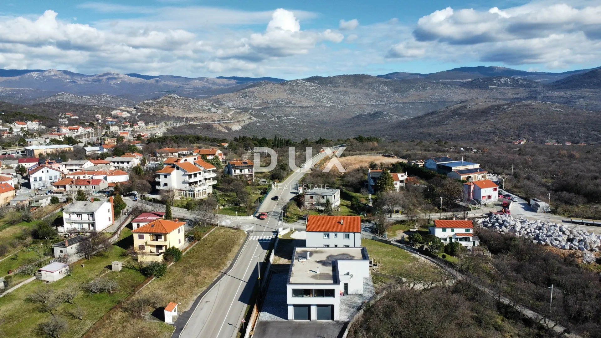 ŠKRLJEVO, BAKAR - 2600 m2 građevinsko zemljište